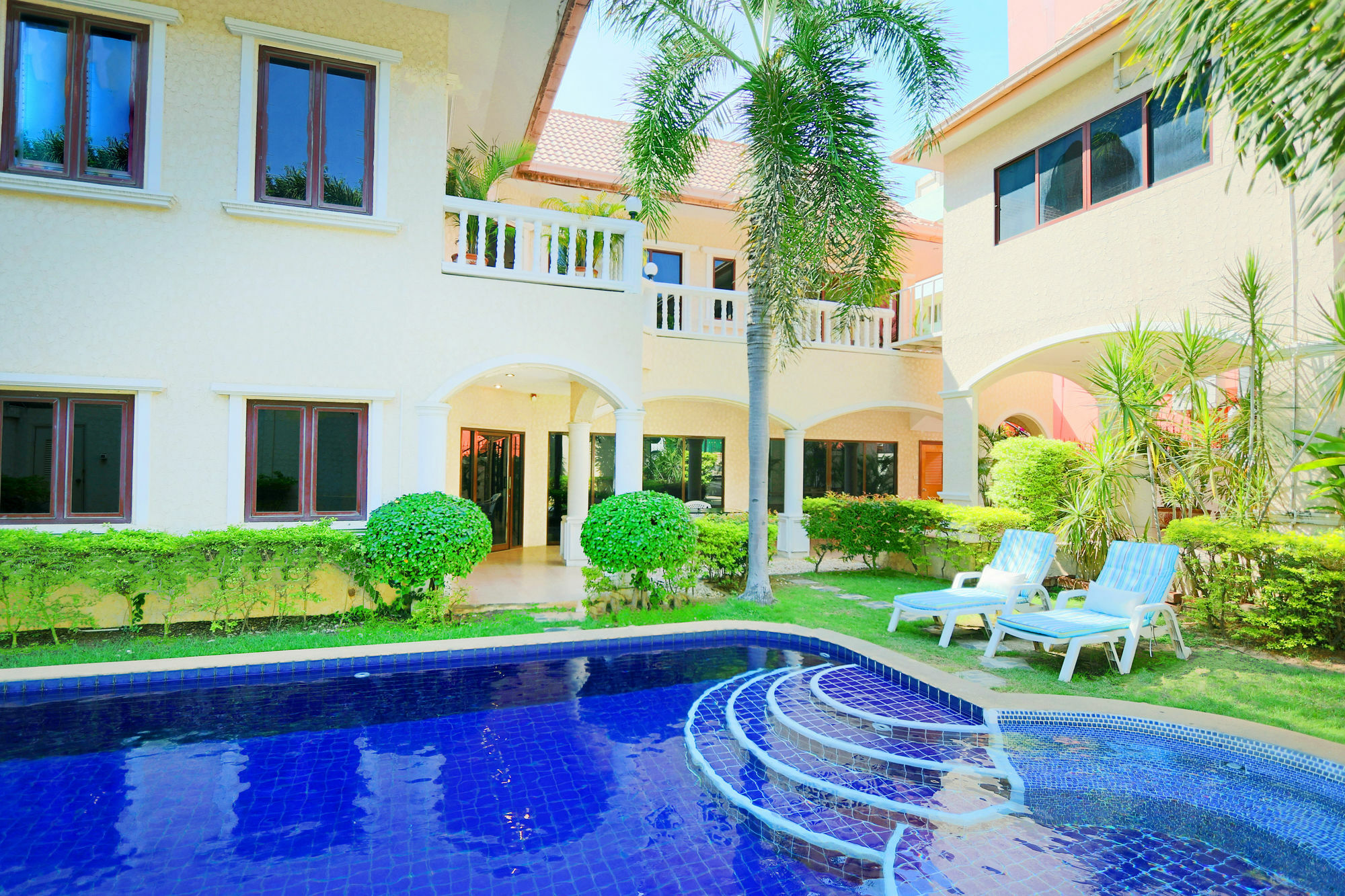 Pattaya Holiday Villas Банг-Ламунг Екстер'єр фото